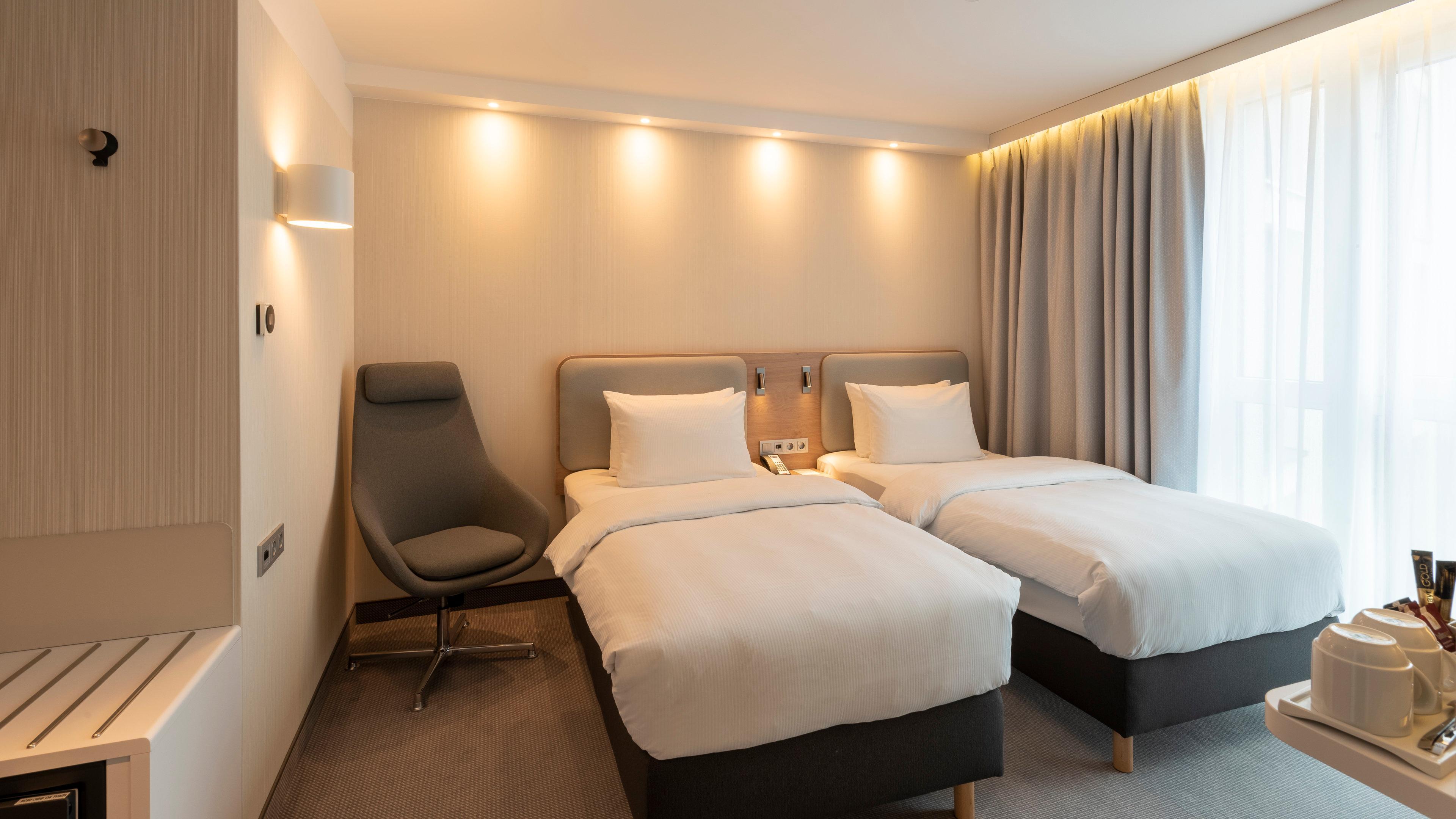 Holiday Inn Express - Offenbach By Ihg المظهر الخارجي الصورة